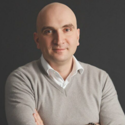 Гиви Орджоникидзе